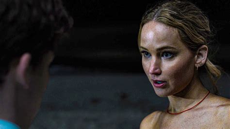 jennifer lawrence fight scene no hard feelings|Jennifer Lawrence had no hesitation over nude beach。